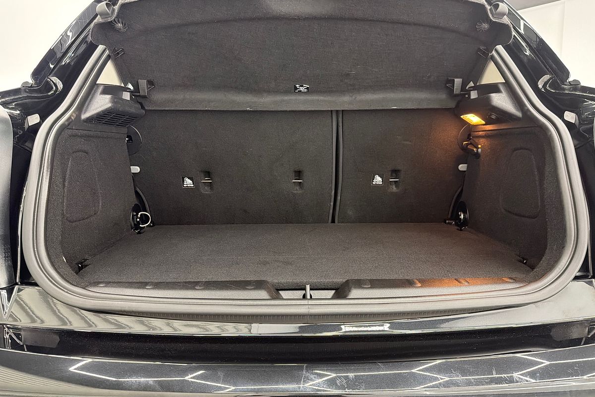 2022 MINI Hatch Cooper Classic F55 LCI-2