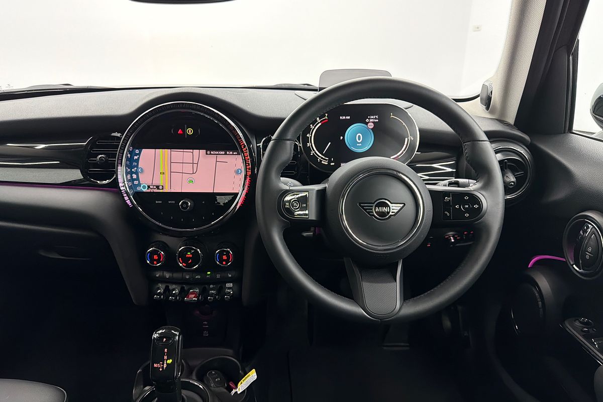 2022 MINI Hatch Cooper Classic F55 LCI-2