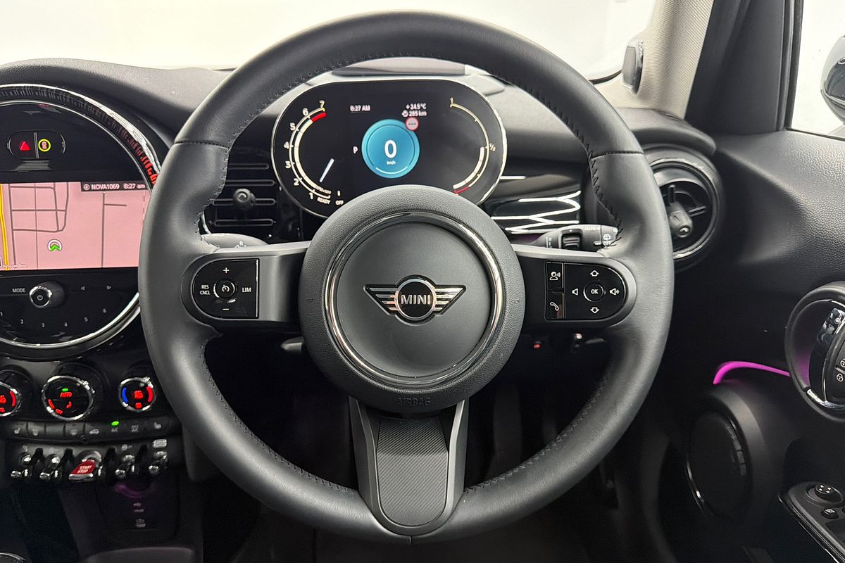 2022 MINI Hatch Cooper Classic F55 LCI-2