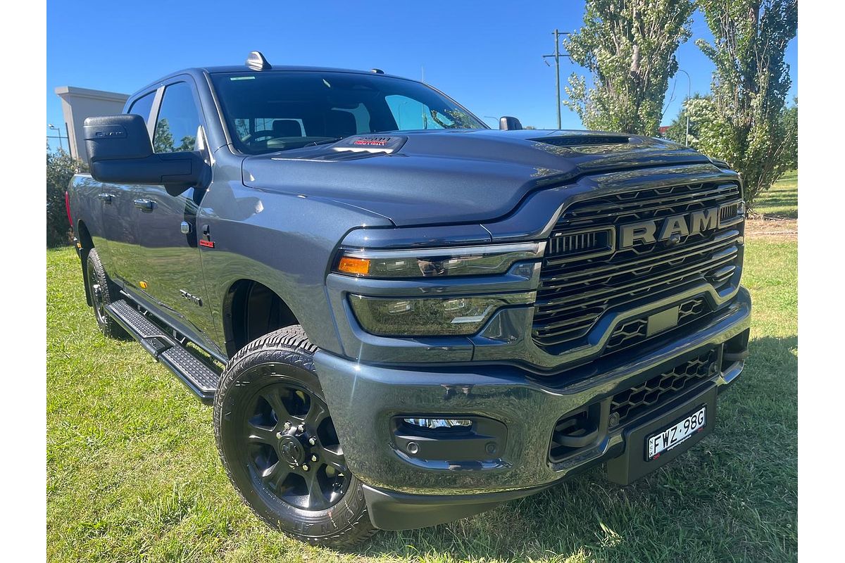 2025 RAM 2500 Laramie DJ 4X4