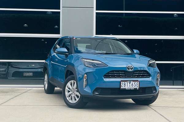 2025 Toyota Yaris Cross GX