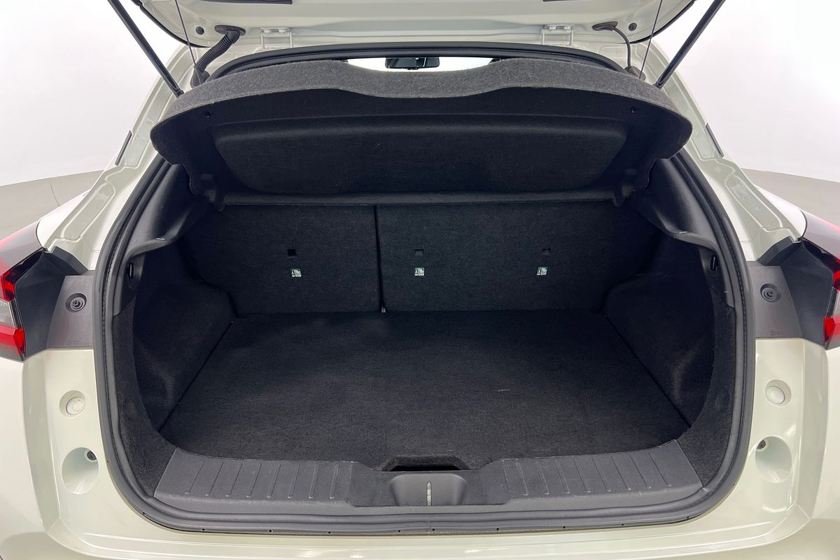 2023 Nissan JUKE ST-L F16