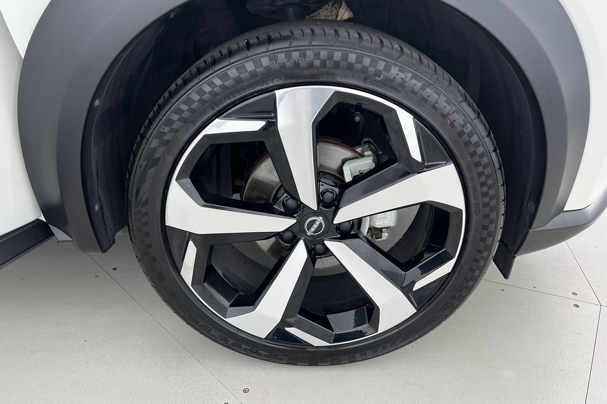 2023 Nissan JUKE ST-L F16