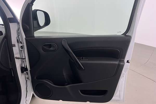 2016 Renault Kangoo Maxi F61 Phase II LWB thumb-11