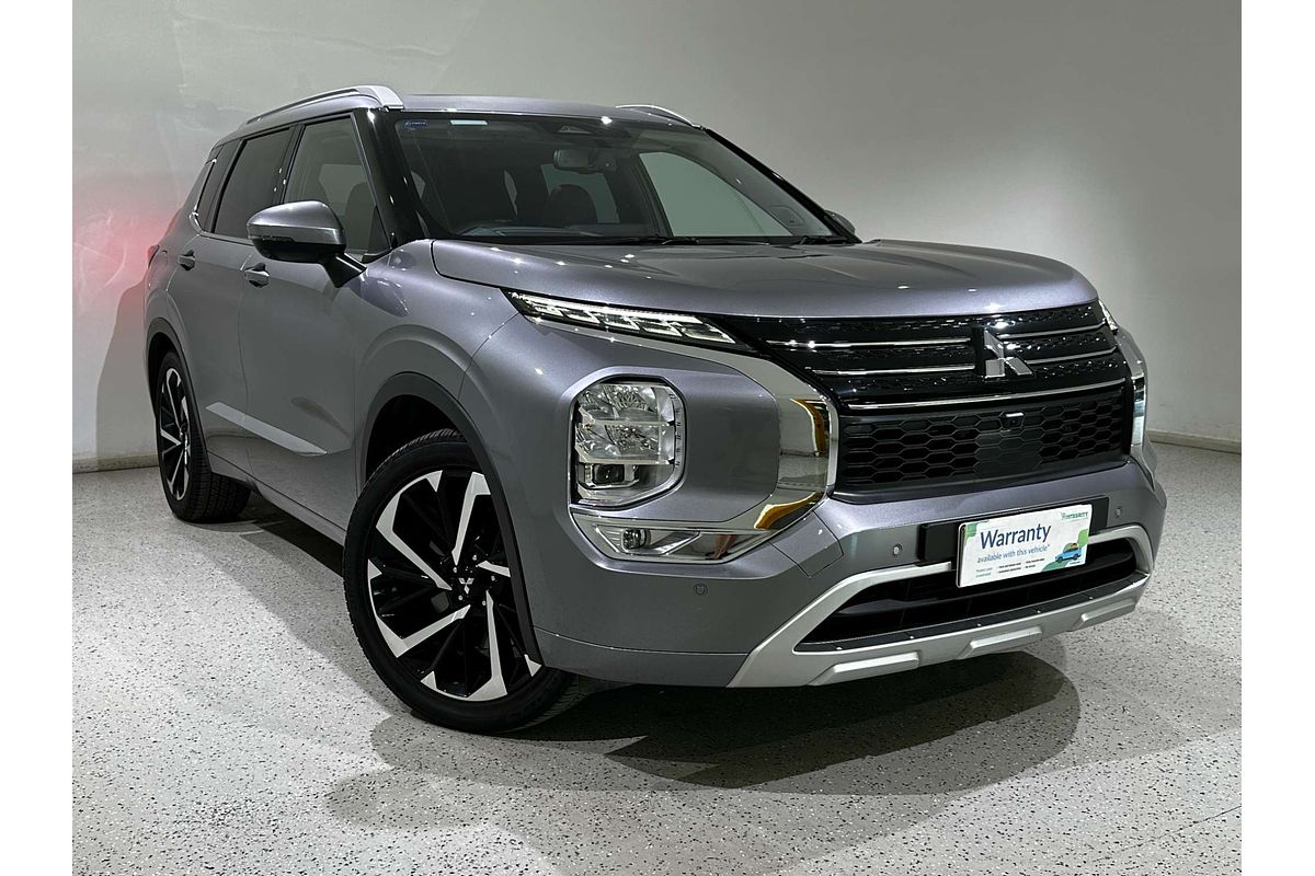 2022 Mitsubishi Outlander Exceed ZM