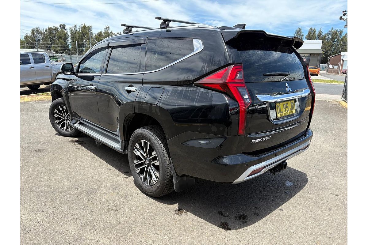 2022 Mitsubishi Pajero Sport Exceed QF