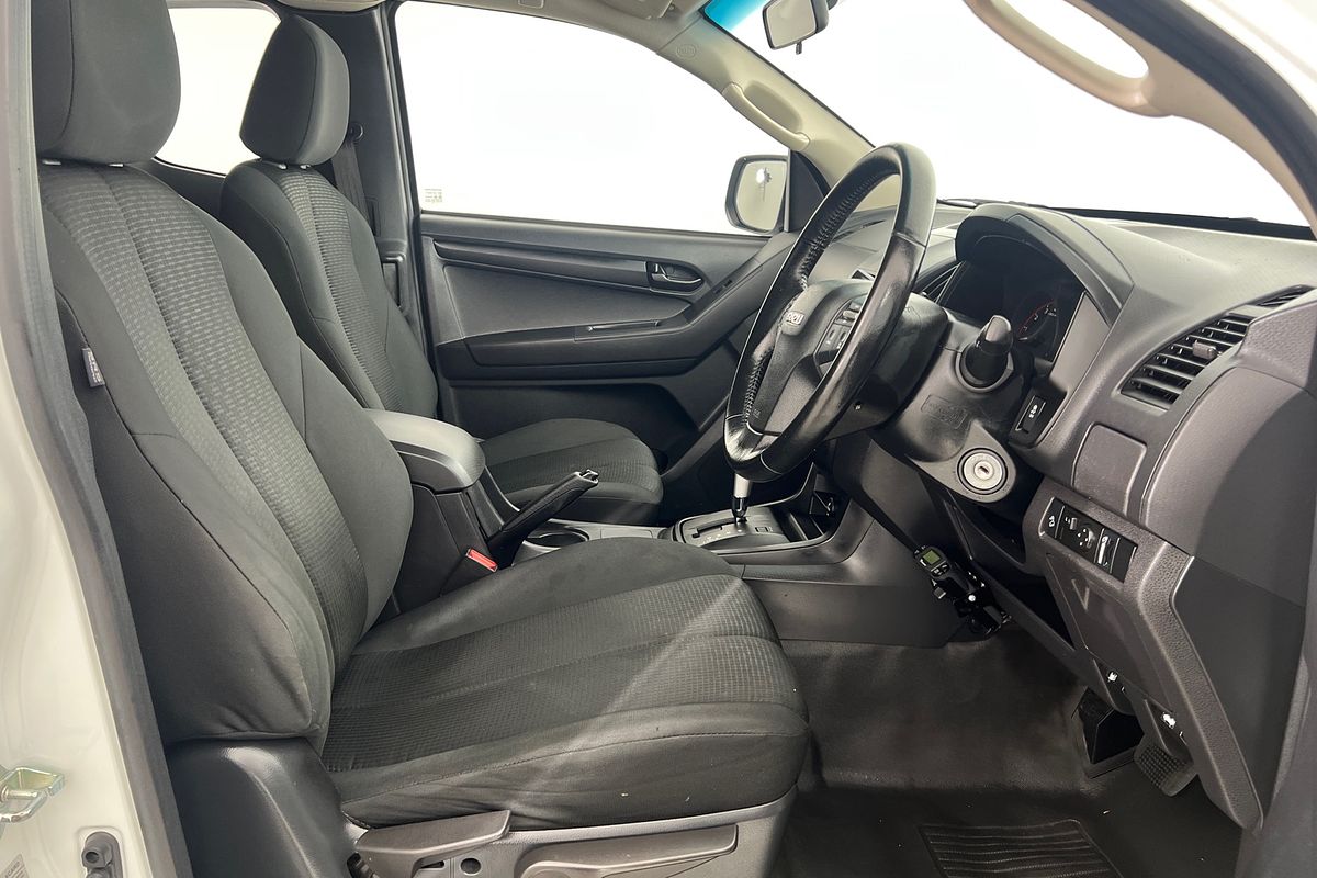 2018 Isuzu D-MAX SX High Ride Rear Wheel Drive