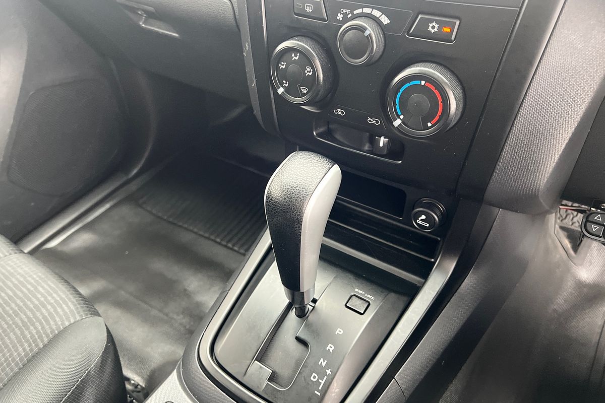 2018 Isuzu D-MAX SX High Ride Rear Wheel Drive