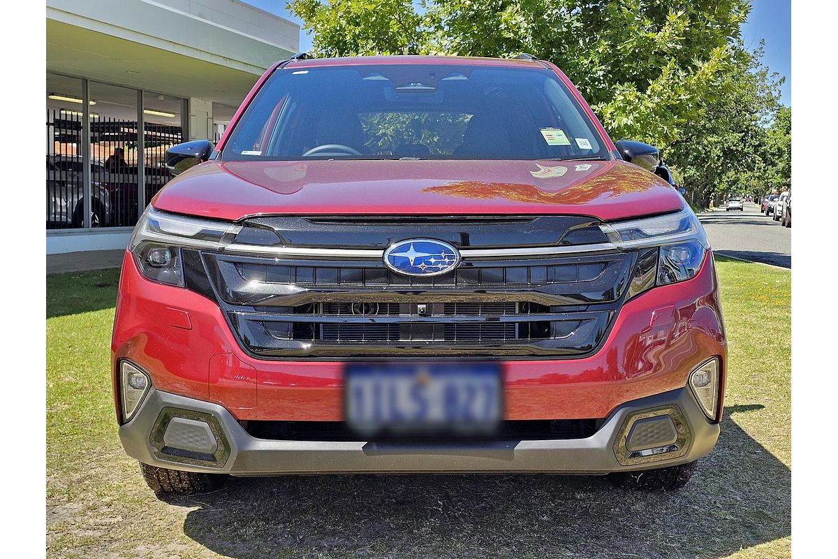 2025 Subaru Forester Hybrid Touring S6