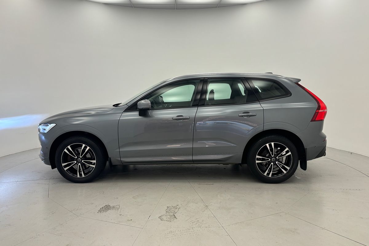 2018 VOLVO XC60 D4 MOMENTUM (AWD) 8 SP AUTOMATIC GEARTRONIC 4D WAGON DT4 DIESEL 2018 VOLVO XC60 D4 MOMENTUM (AWD) 8 SP AUTOMATIC GEARTRONIC 4D WAGON DT4 DIESEL