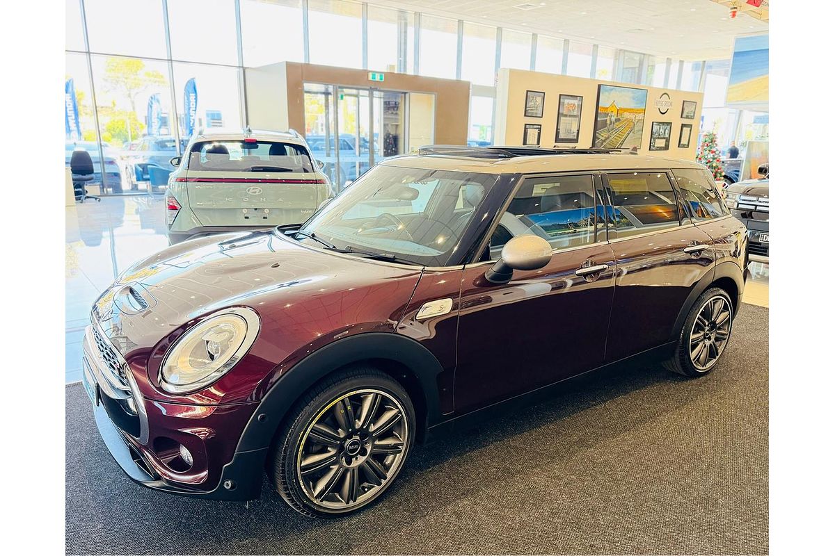 2017 MINI Clubman Cooper S F54