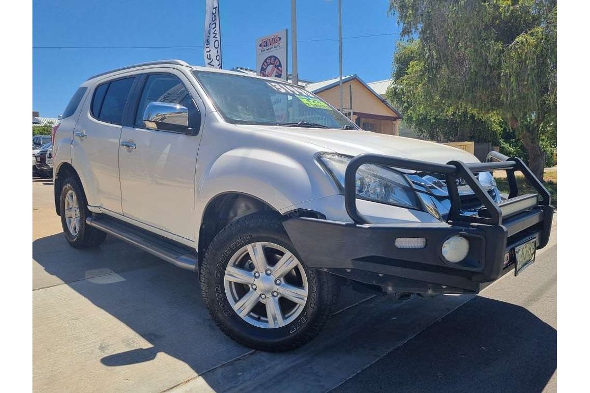 2015 Isuzu MU-X LS-T