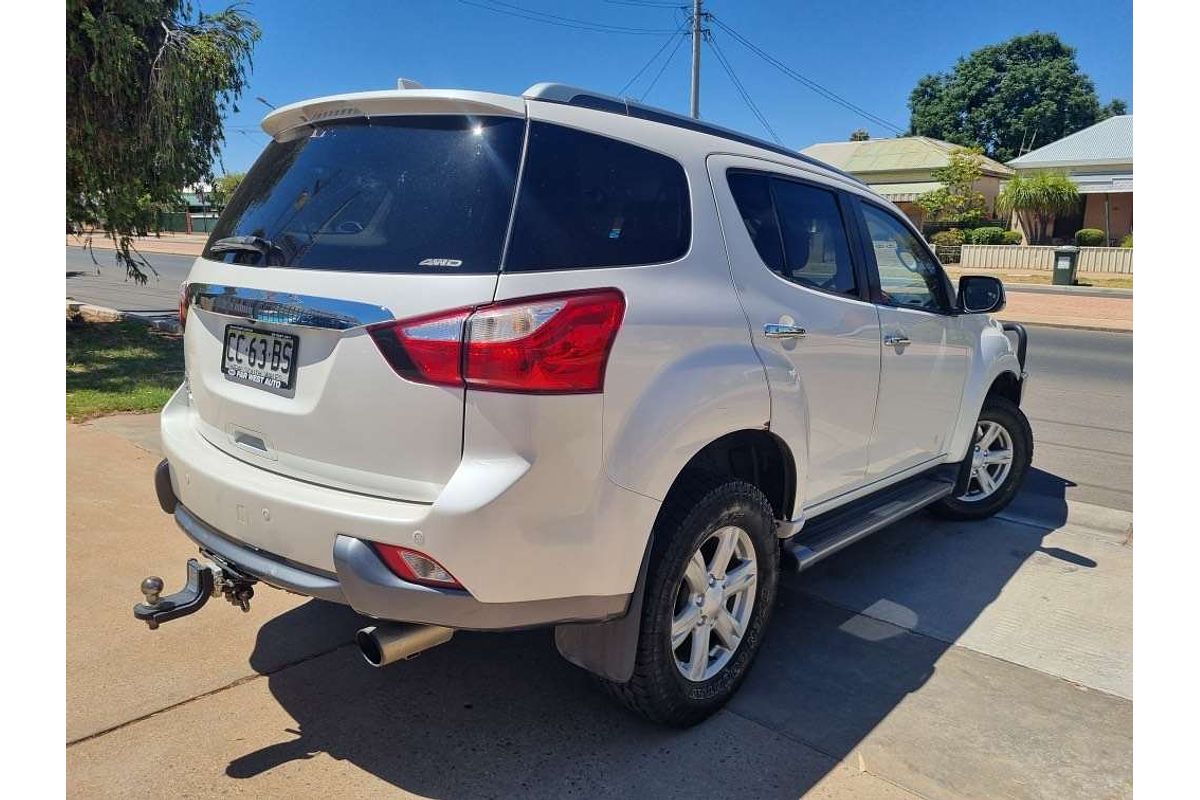 2015 Isuzu MU-X LS-T