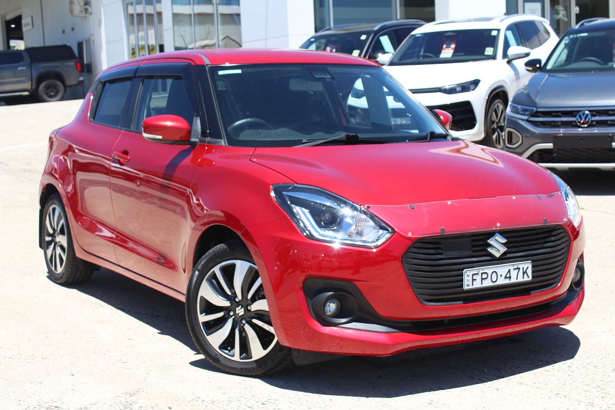 2017 Suzuki Swift GLX Navigator FZ
