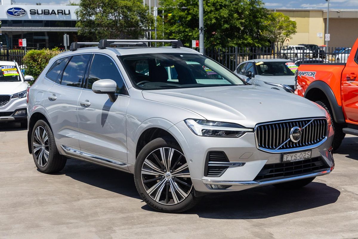 2023 Volvo XC60 Plus B5