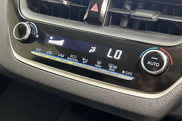 2022 Toyota Corolla Ascent Sport Hybrid ZWE211R thumb-16