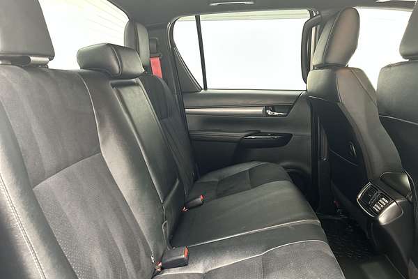 2023 Toyota Hilux GR Sport GUN126R 4X4 thumb-11