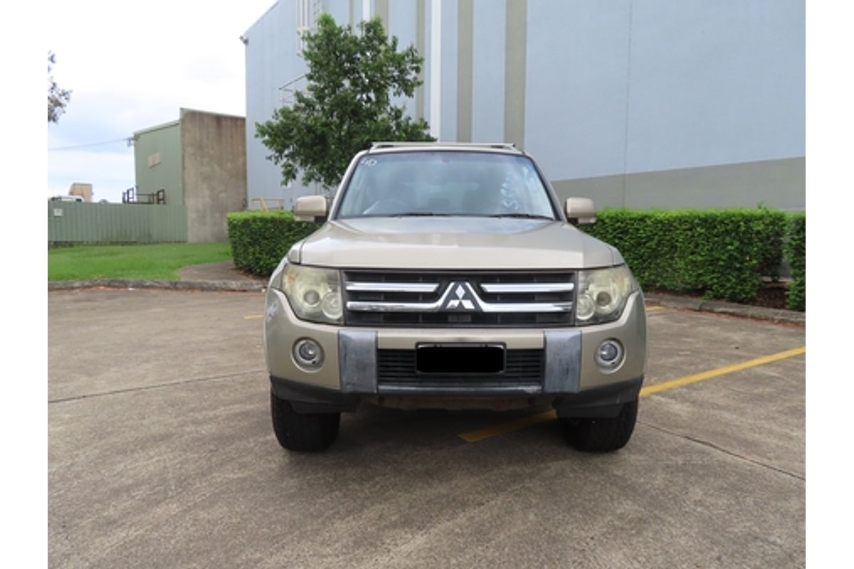2008 Mitsubishi Pajero 25th Anniversary NS