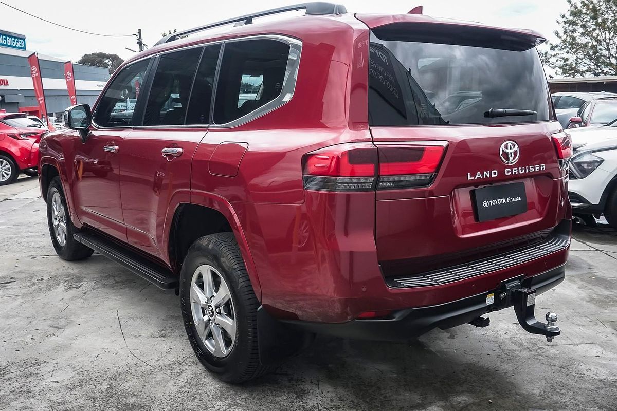 2024 Toyota Landcruiser Sahara FJA300R