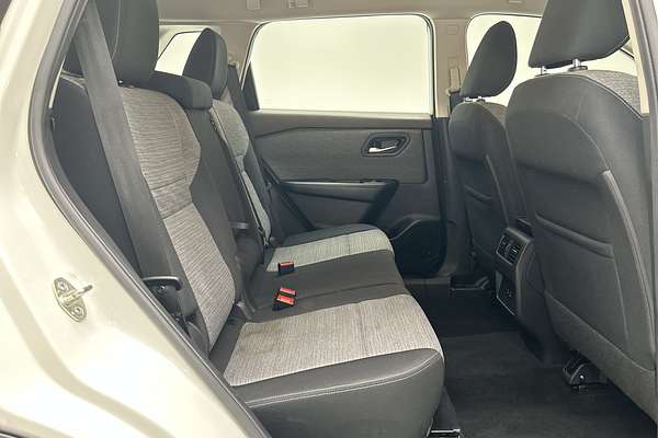 2023 Nissan X-TRAIL ST T33 thumb-11