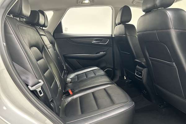 2022 MG HS Vibe SAS23 thumb-11