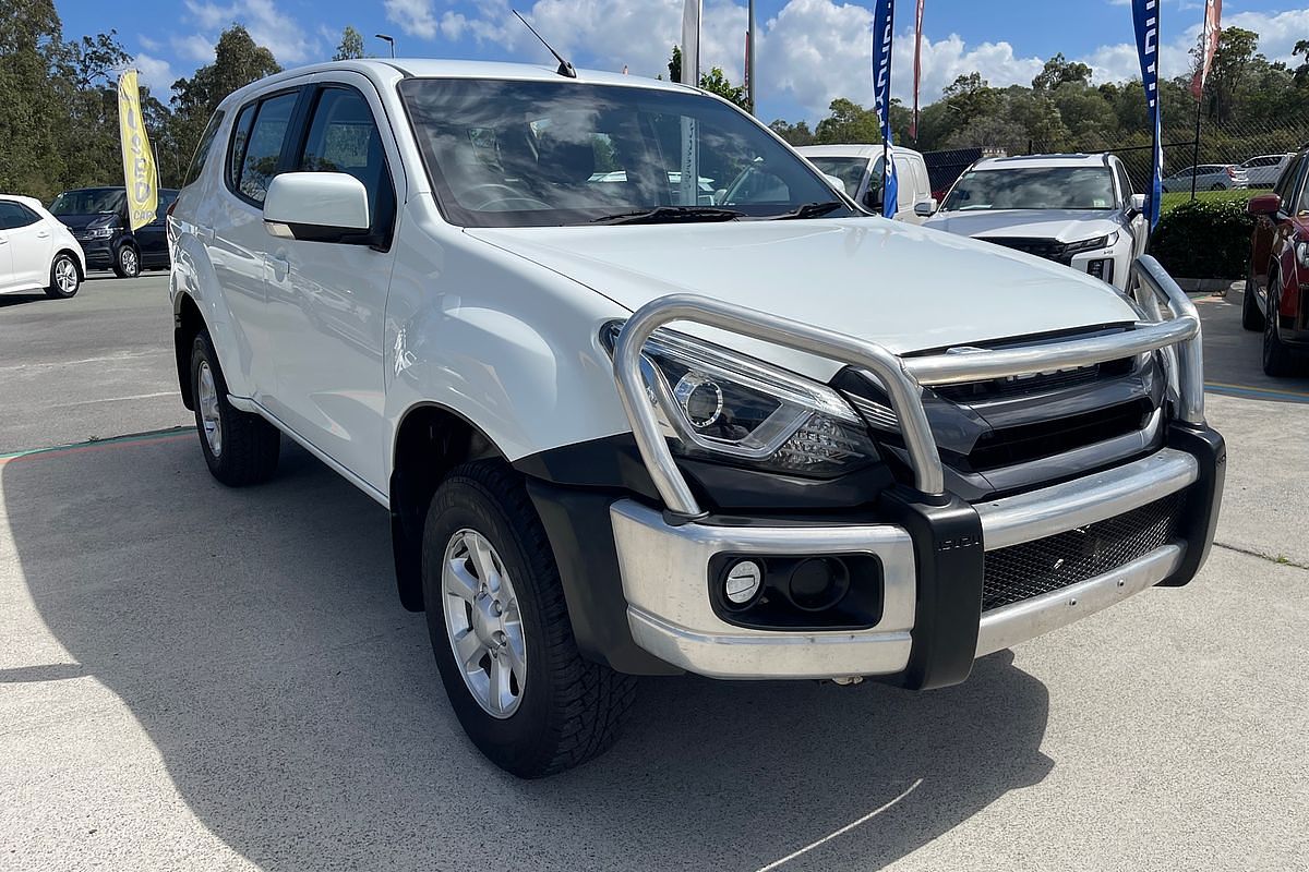 2021 Isuzu MU-X LS-M