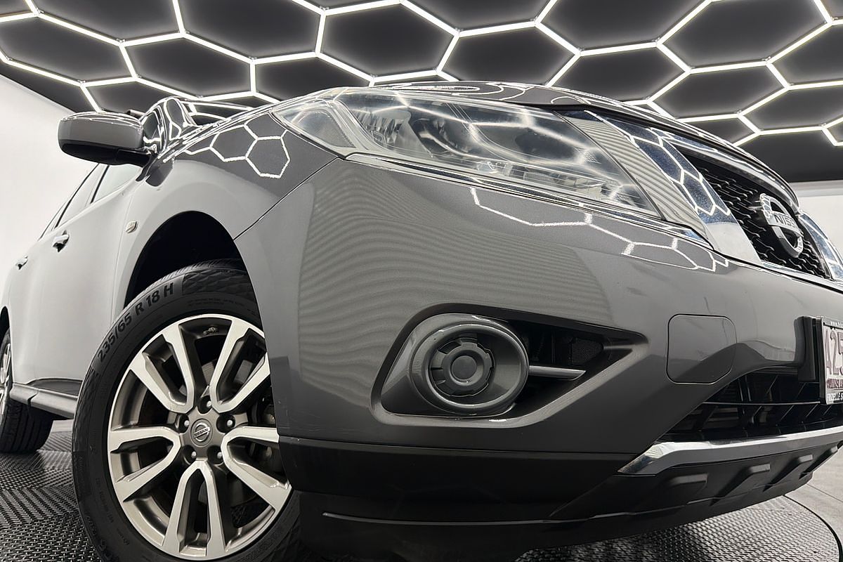 2015 Nissan Pathfinder ST R52