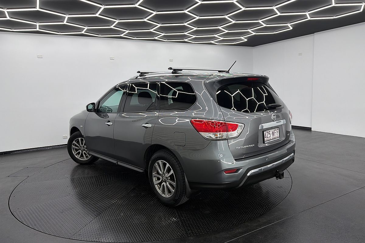 2015 Nissan Pathfinder ST R52
