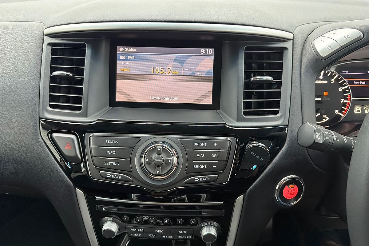 2015 Nissan Pathfinder ST R52