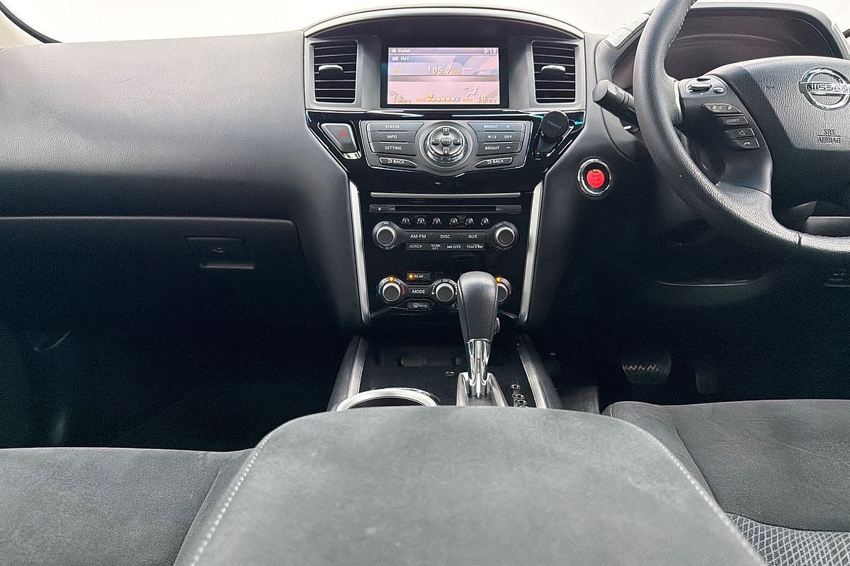 2015 Nissan Pathfinder ST R52