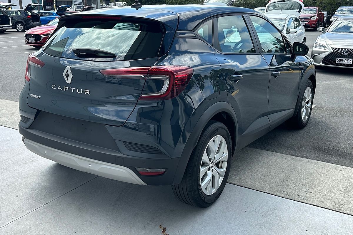 2022 Renault Captur Zen XJB