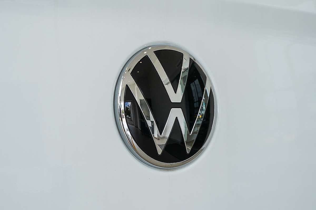 2025 Volkswagen Transporter TDI 125kW NSN LWB Low Roof