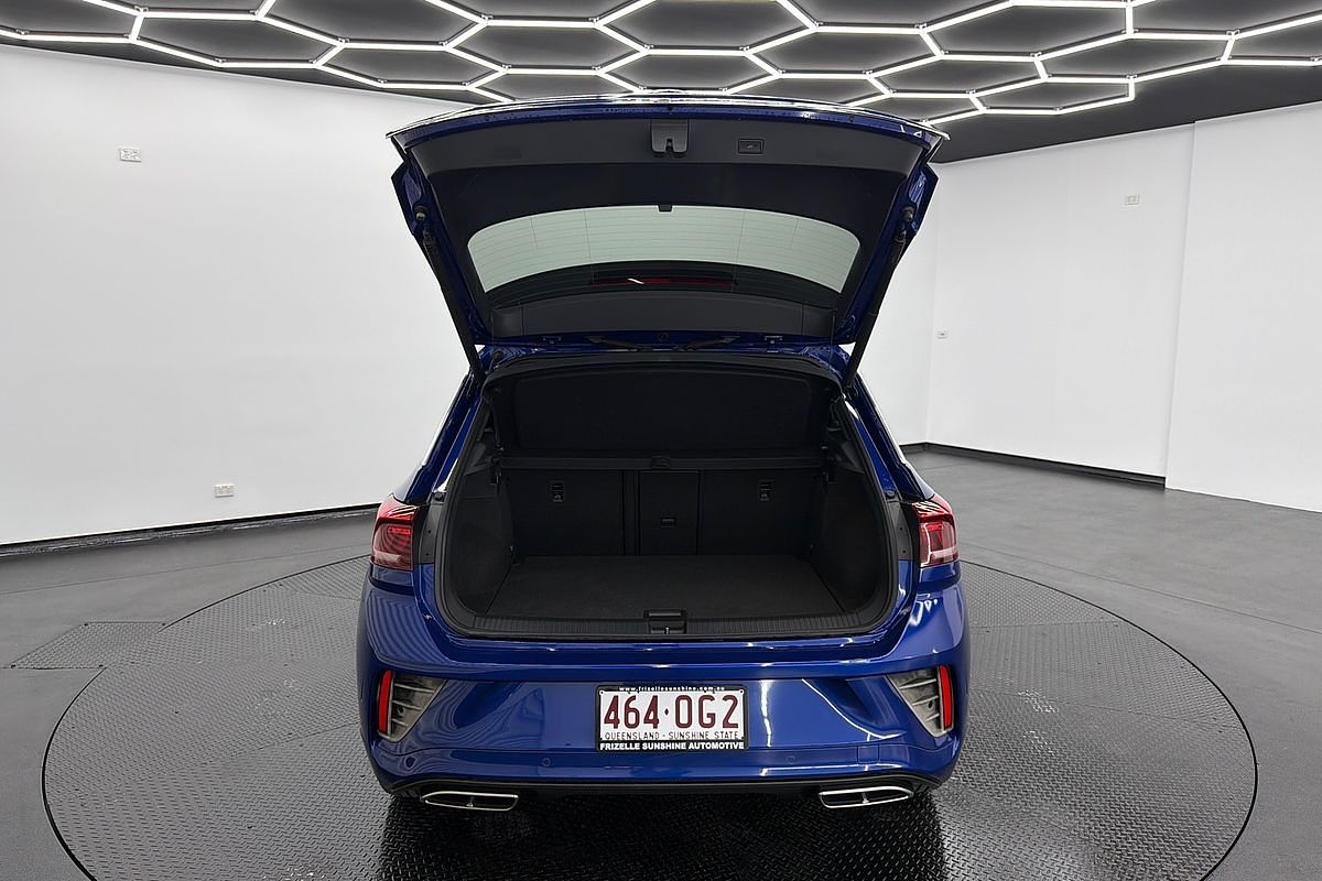 2022 Volkswagen T-Roc 140TSI R-Line D11