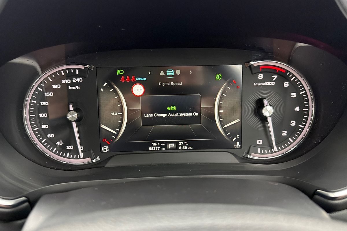 2021 MG HS Essence SAS23