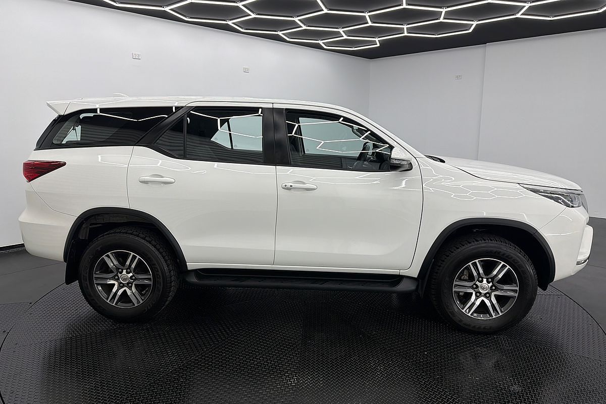 2022 Toyota Fortuner GX GUN156R