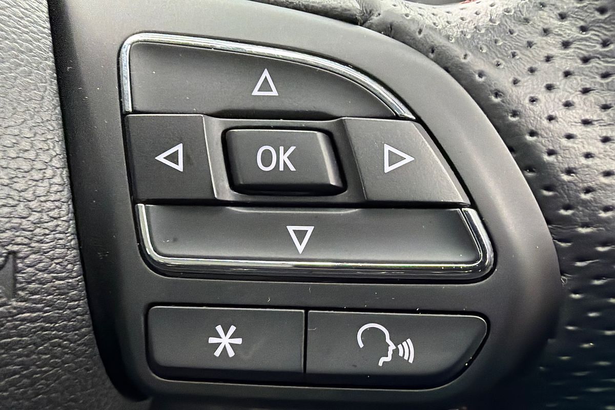 2021 MG HS Essence SAS23