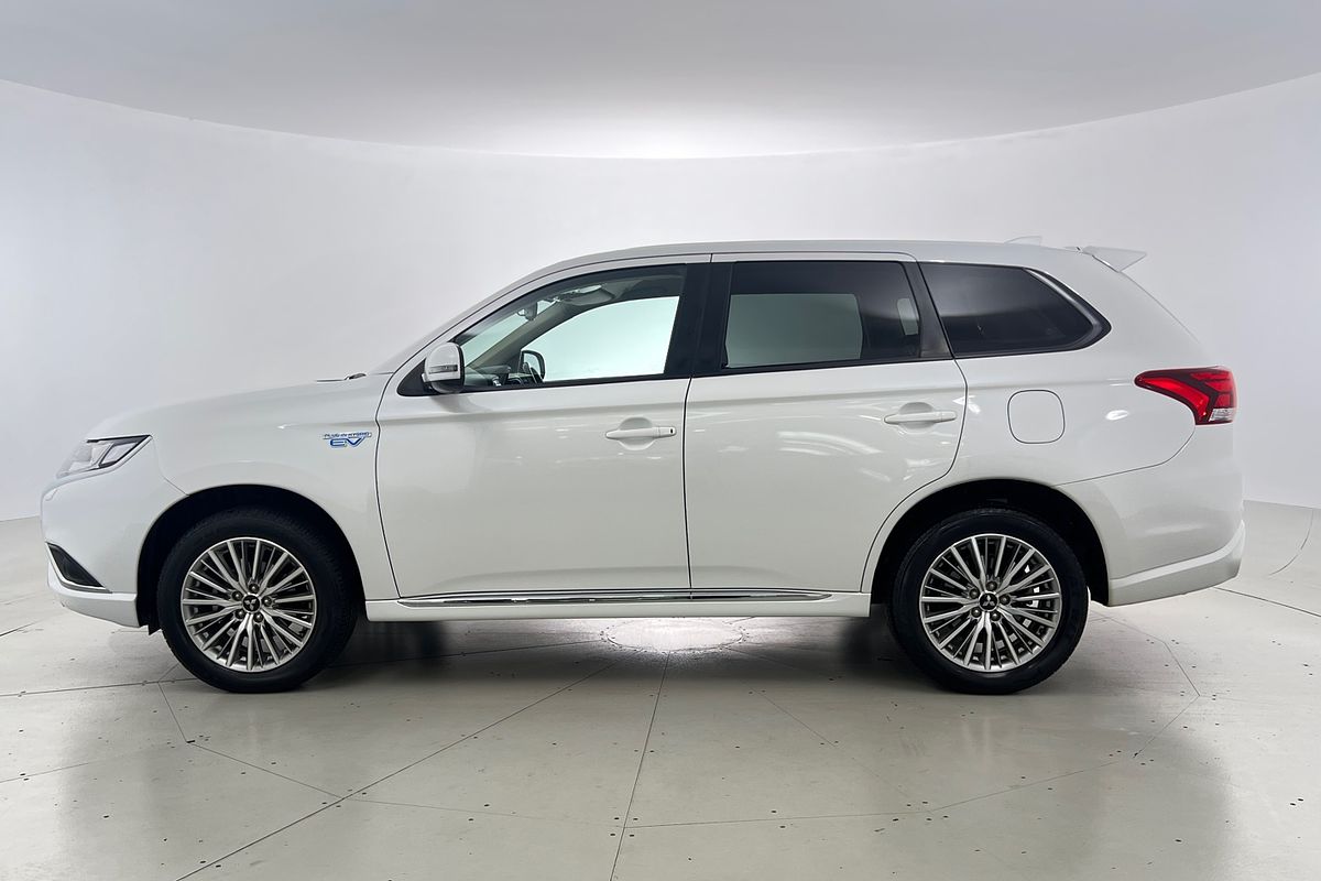 2021 Mitsubishi Outlander PHEV ES ZL