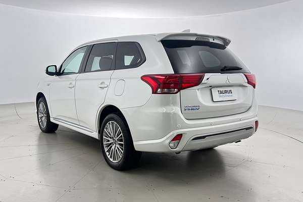 2021 Mitsubishi Outlander PHEV ES ZL thumb-2