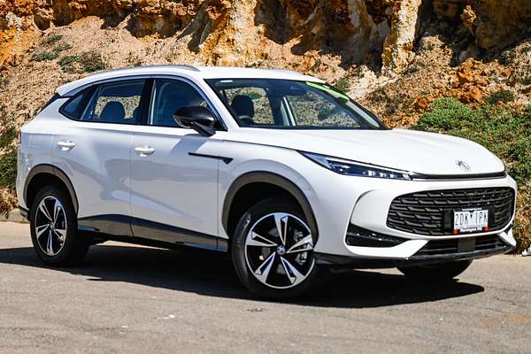 2025 MG HS Vibe AS33