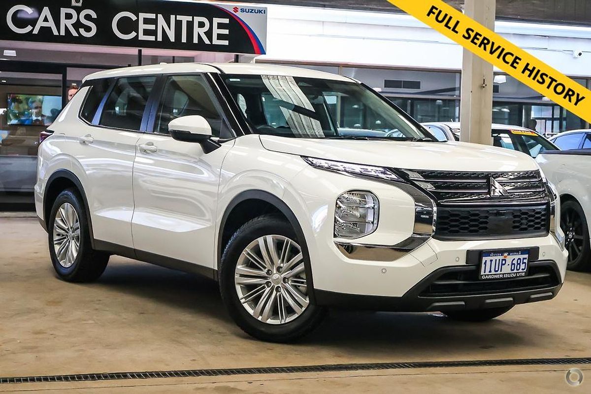 2024 Mitsubishi Outlander ES ZM