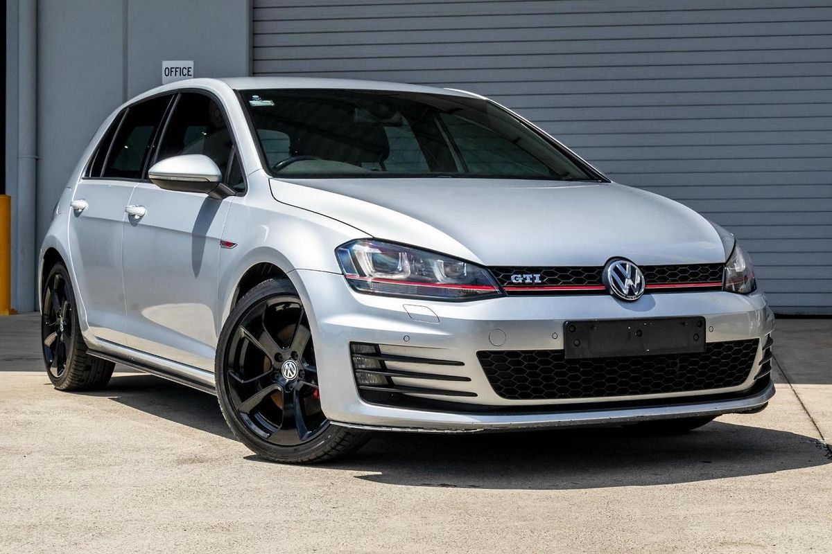 2015 Volkswagen Golf GTI 7