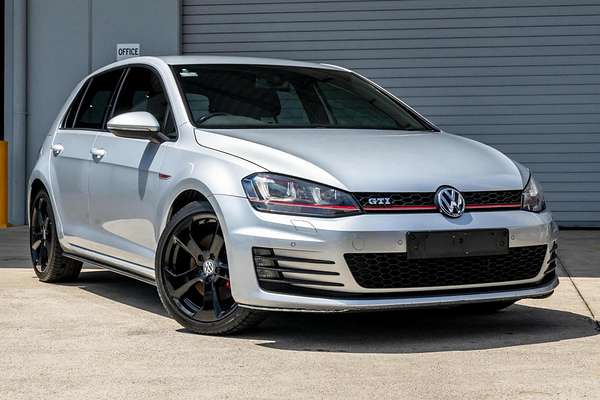 2015 Volkswagen Golf GTI 7