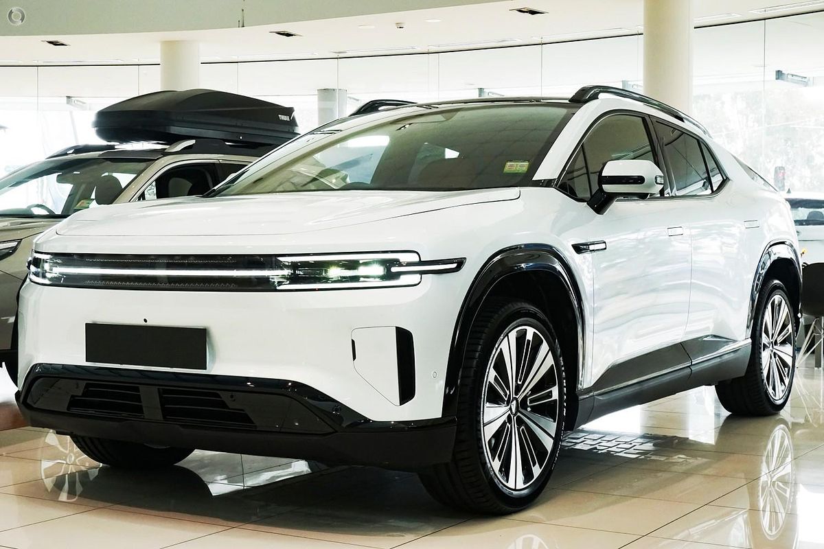 2025 Deepal E07 Performance