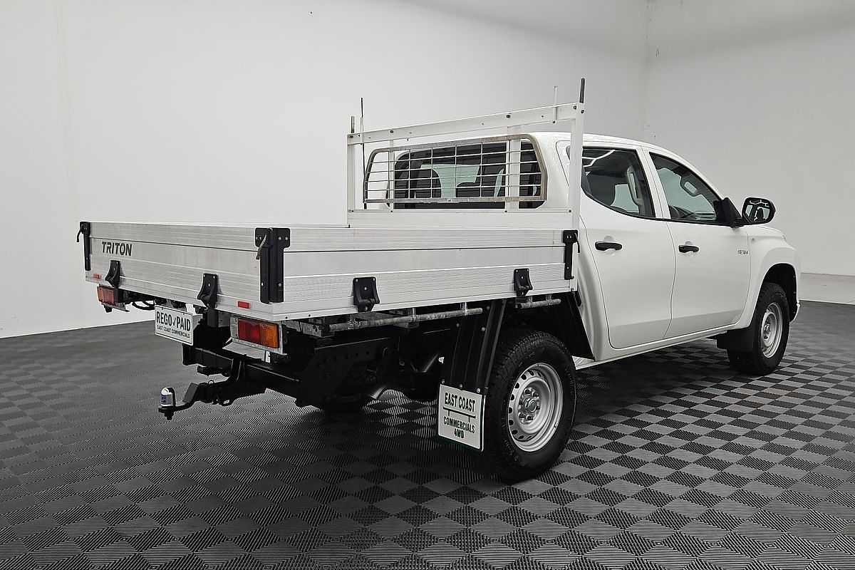 2022 Mitsubishi Triton GLX MR 4X4