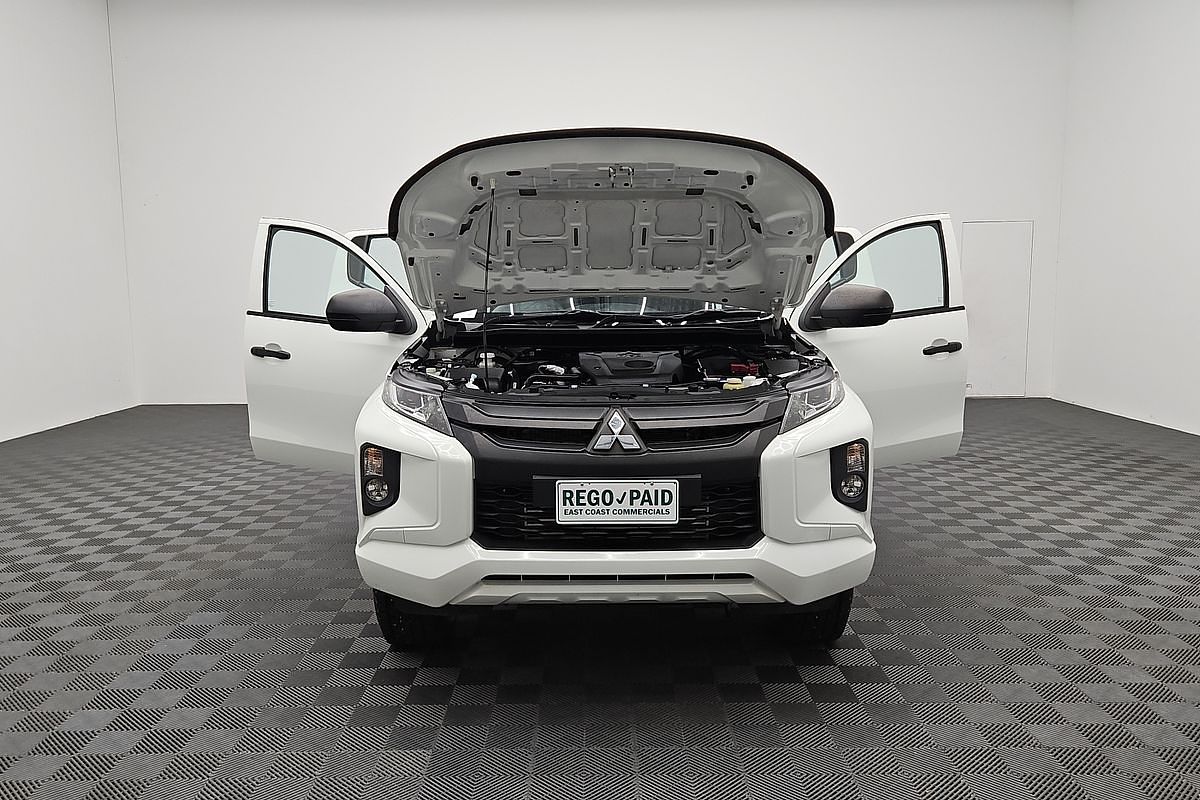 2022 Mitsubishi Triton GLX MR 4X4