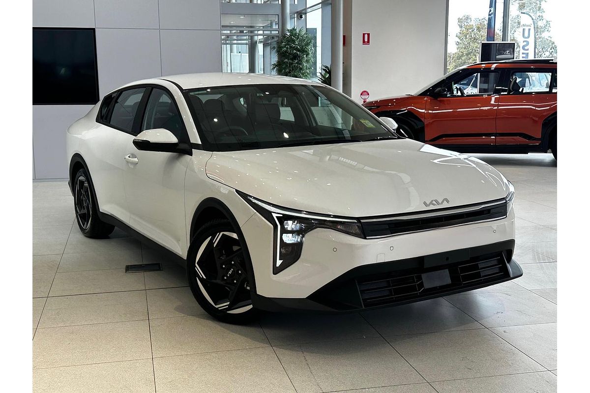 2025 Kia K4 Sport+ CL4m