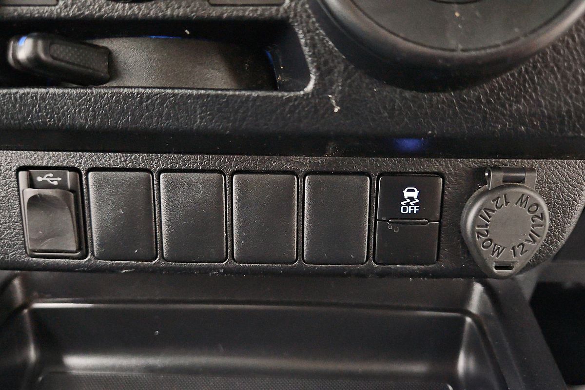 2020 Toyota Hilux Workmate TGN121R Rear Wheel Drive