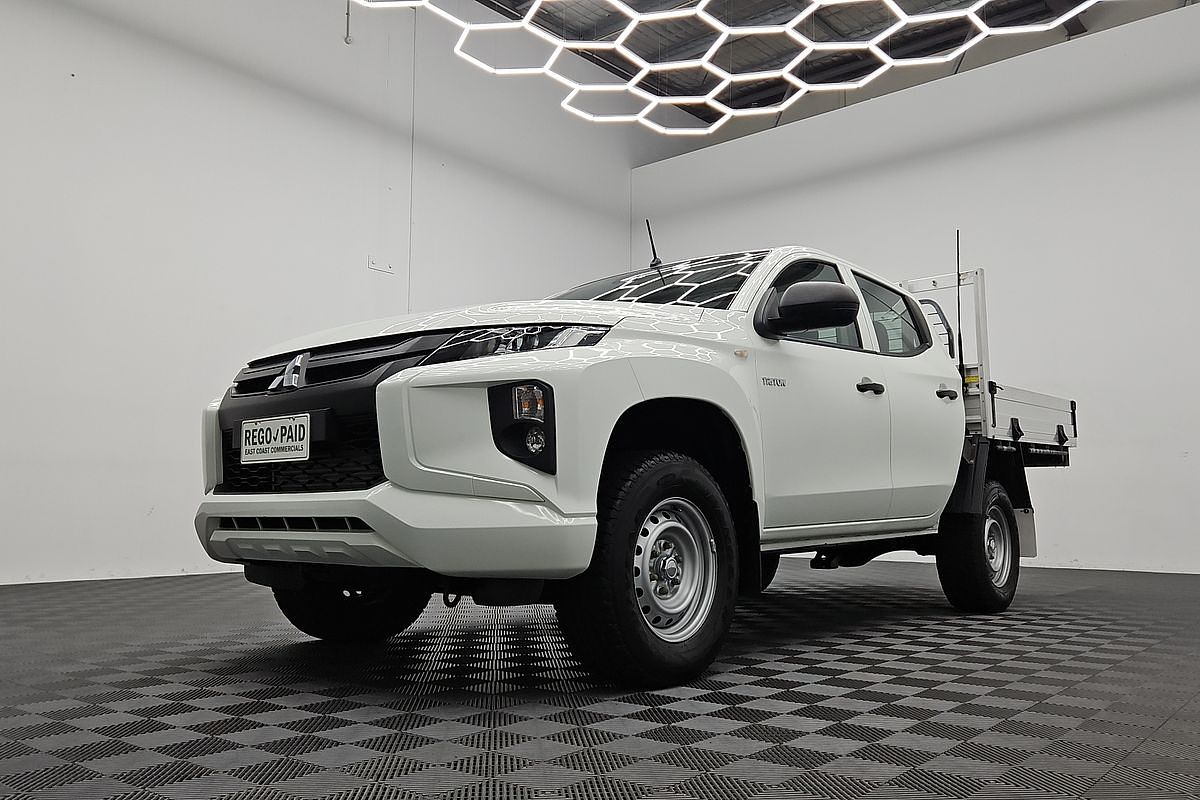 2022 Mitsubishi Triton GLX MR 4X4