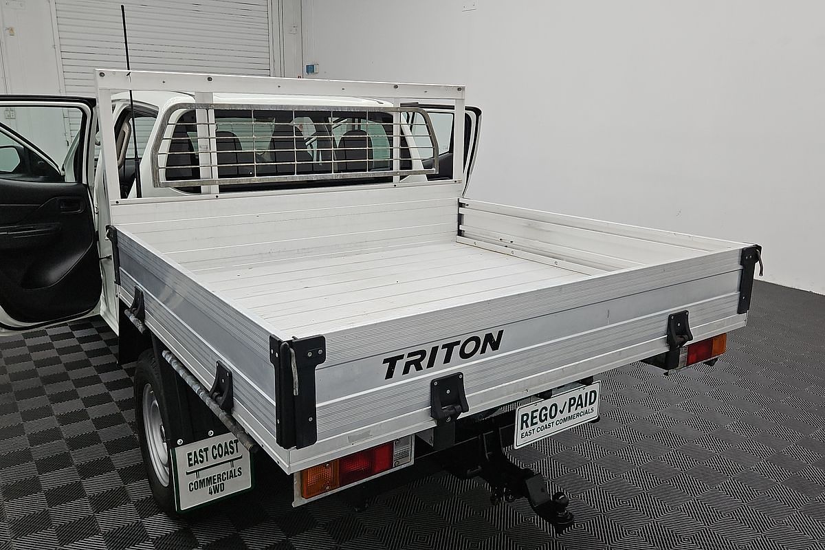 2022 Mitsubishi Triton GLX MR 4X4