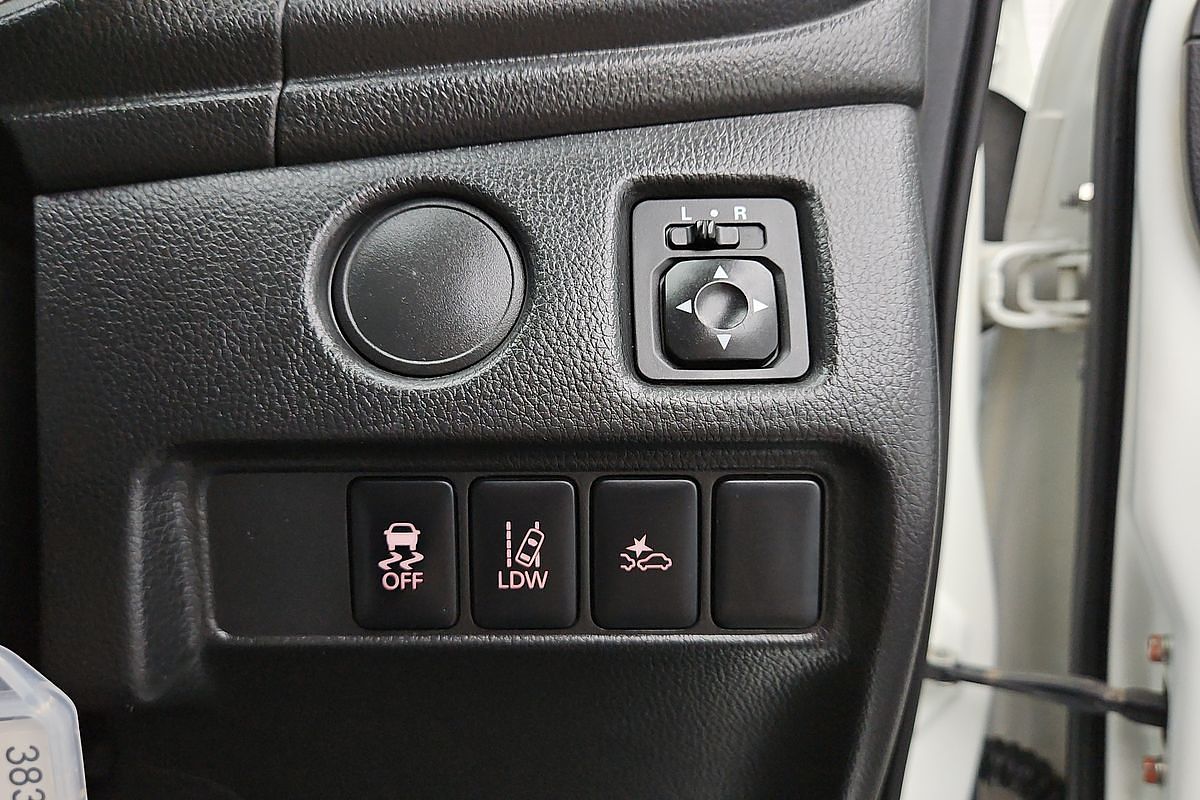 2022 Mitsubishi Triton GLX MR 4X4